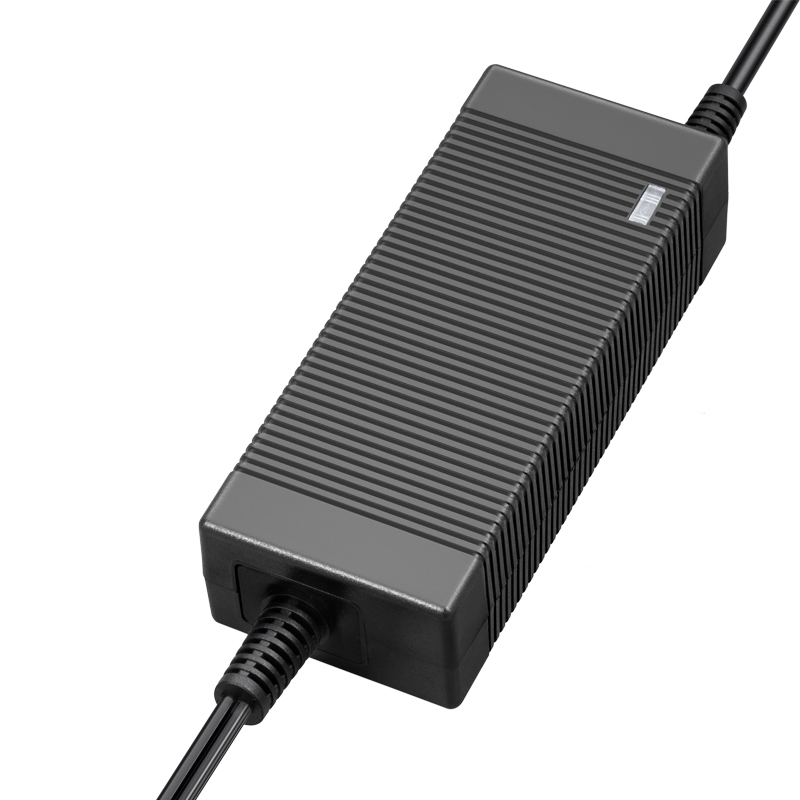 16.8V5A鋰電池充電器 4串鋰電池14.8V