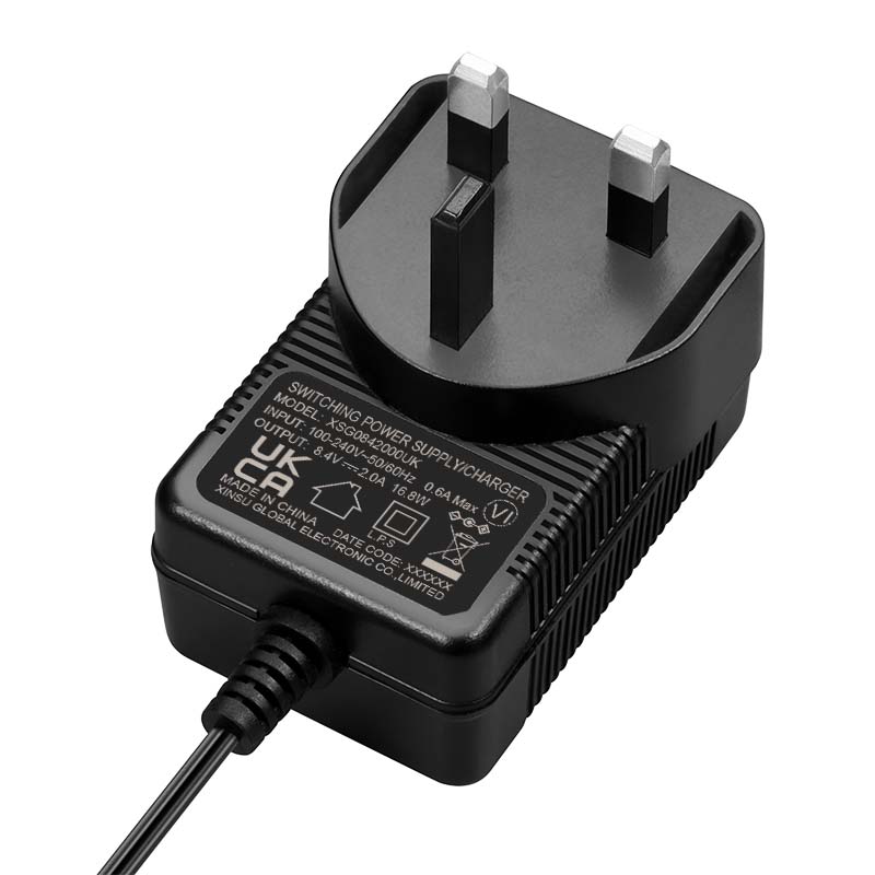 8.4V鋰電池充電器